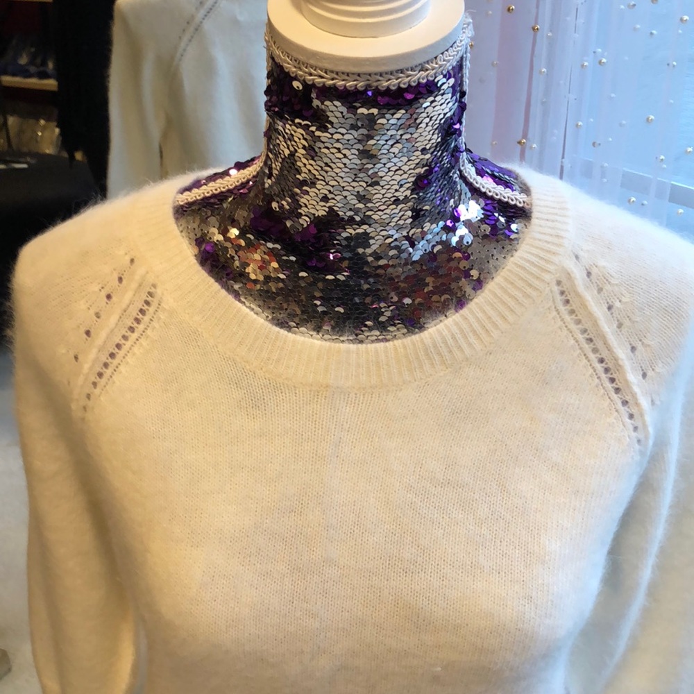 Sweater - Picture 4 of 6